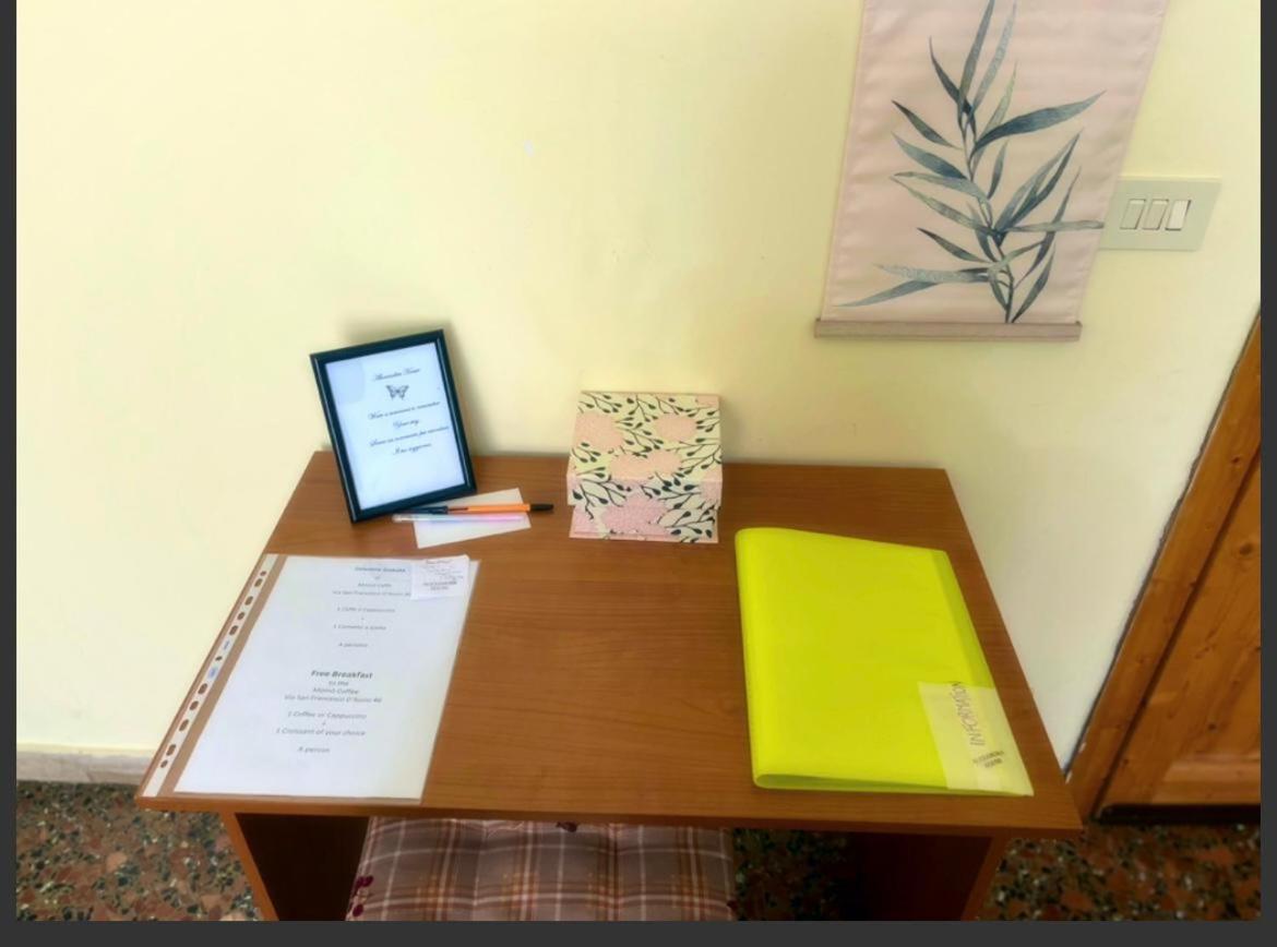 钱皮诺Alexandra House公寓 外观 照片