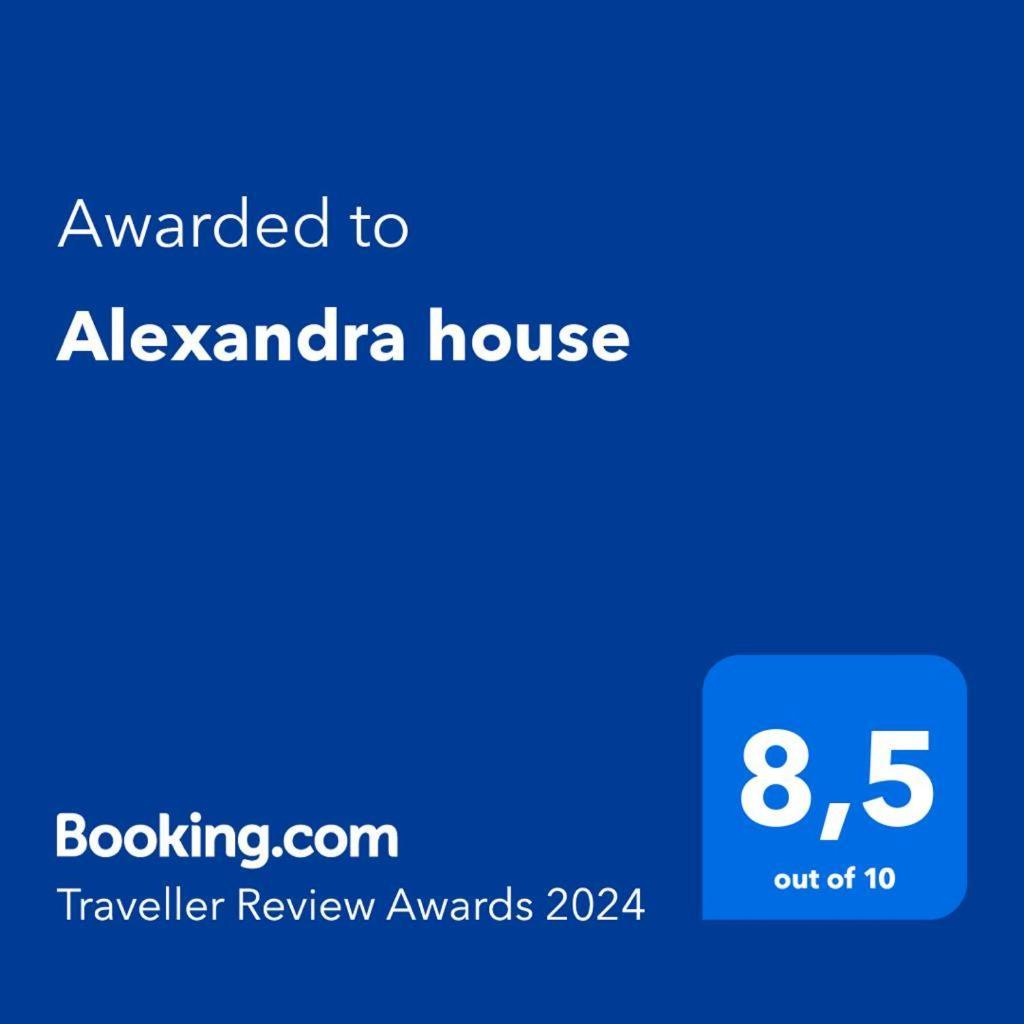 钱皮诺Alexandra House公寓 外观 照片